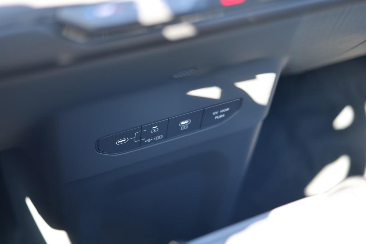 2026 Kia EV9 Land w/Plus Package AWD Photo