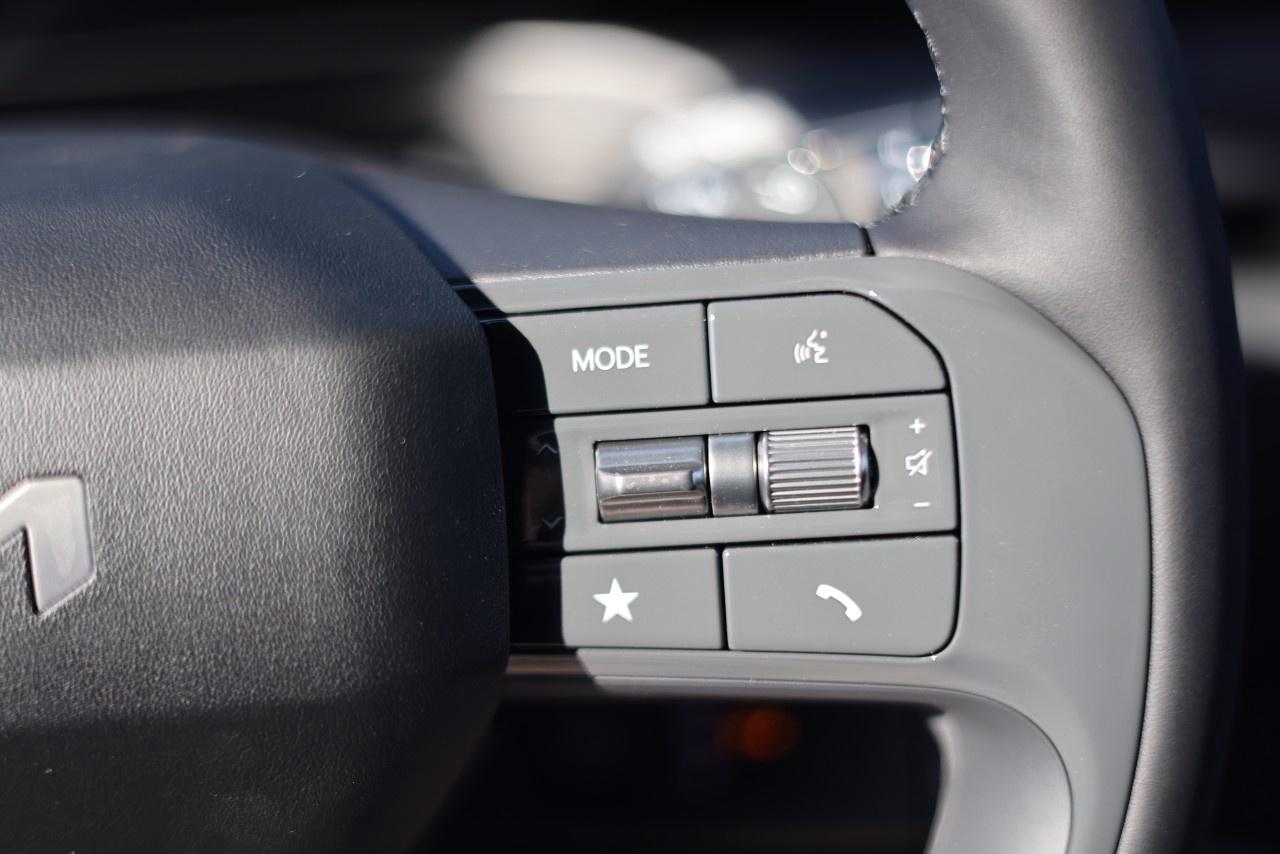 2026 Kia EV9 Land w/Plus Package AWD Photo