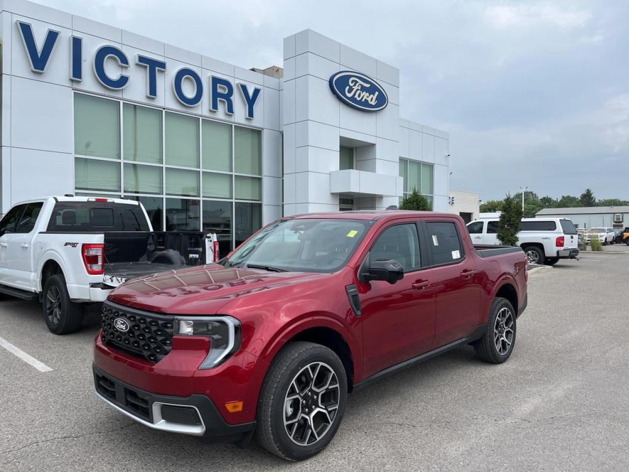 New 2025 Ford Maverick Lariat for sale in Chatham, ON