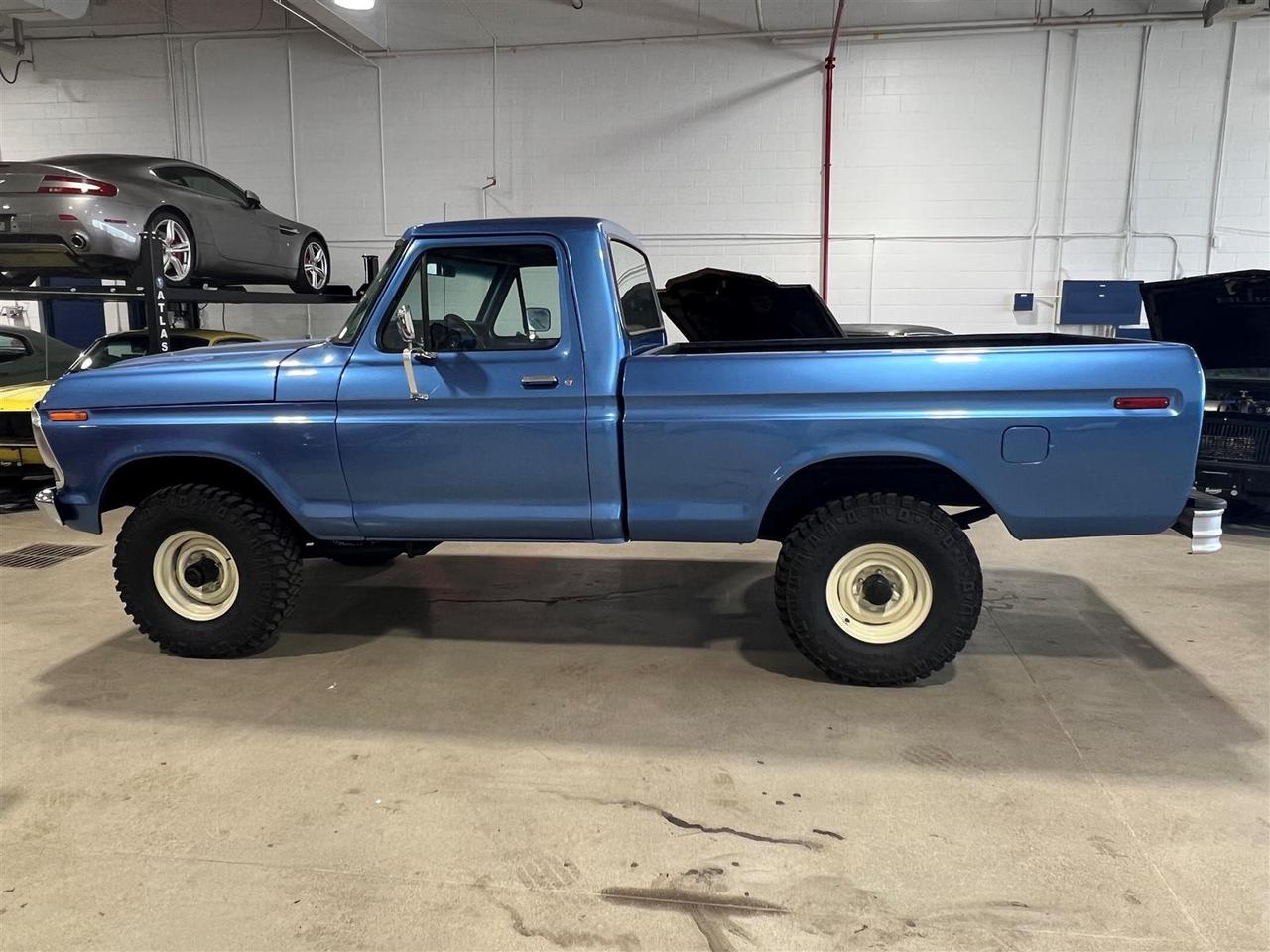 1978 Ford F-150 Custom Cab | Air Conditioning Photo2