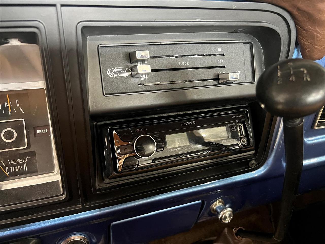 1978 Ford F-150 Custom Cab | Air Conditioning Photo