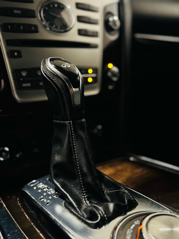2018 Infiniti QX80  - Photo #13