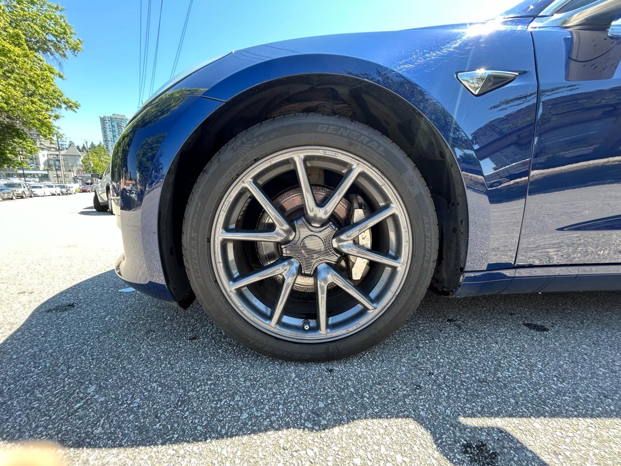 2018 Tesla Model 3  - Photo #12