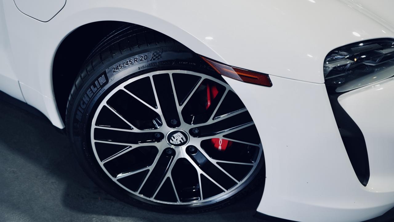 2020 Porsche Taycan 4S/PDLS/PERFORMANCE BATTERY+/ADAPTIVE CRUISE/PASM Photo2