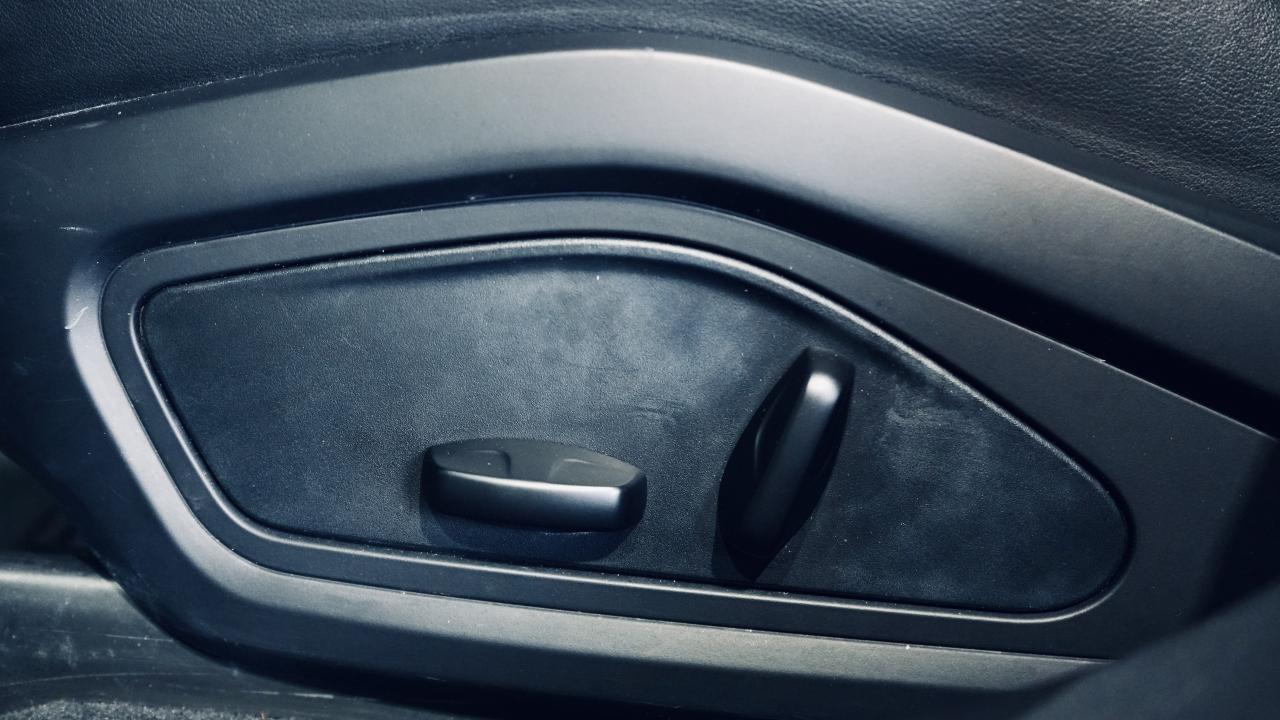 2020 Porsche Taycan 4S/PDLS/PERFORMANCE BATTERY+/ADAPTIVE CRUISE/PASM Photo