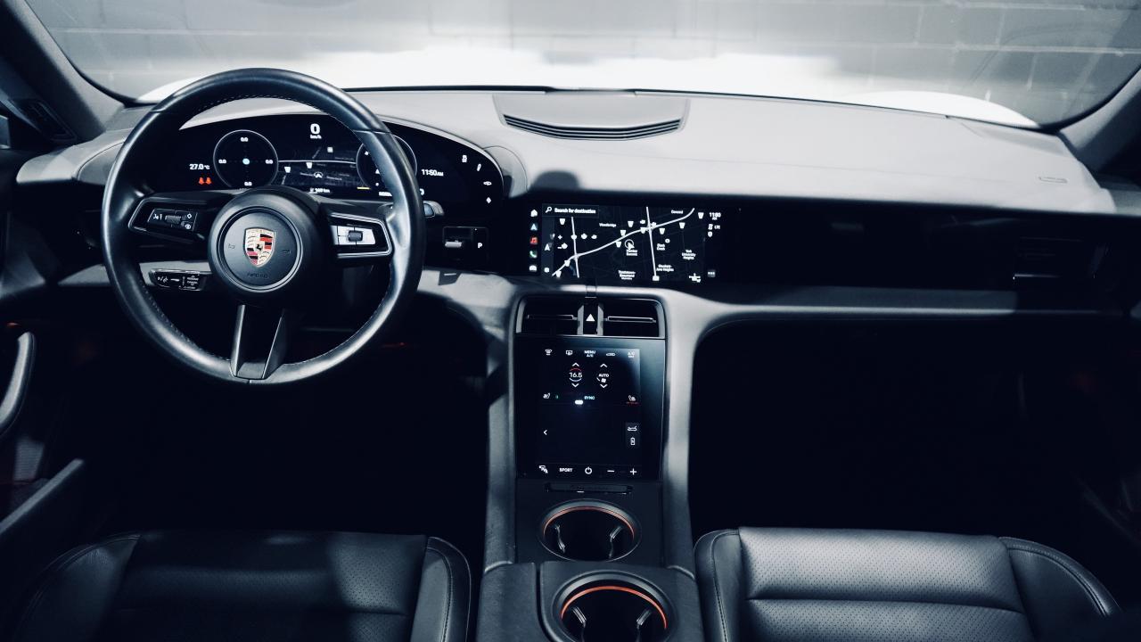 2020 Porsche Taycan 4S/PDLS/PERFORMANCE BATTERY+/ADAPTIVE CRUISE/PASM Photo