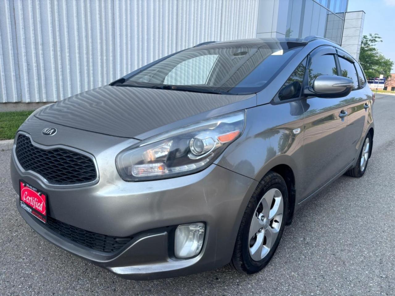 2014 Kia Rondo 4dr Wagon Photo2