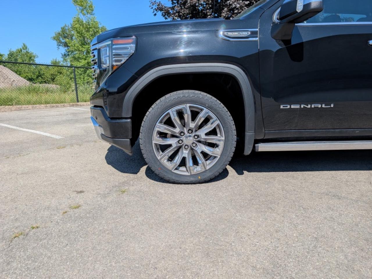 2023 GMC Sierra 1500 Denali Ultimate  **RESERVE PKG - $5,290 UPGRADE** Photo