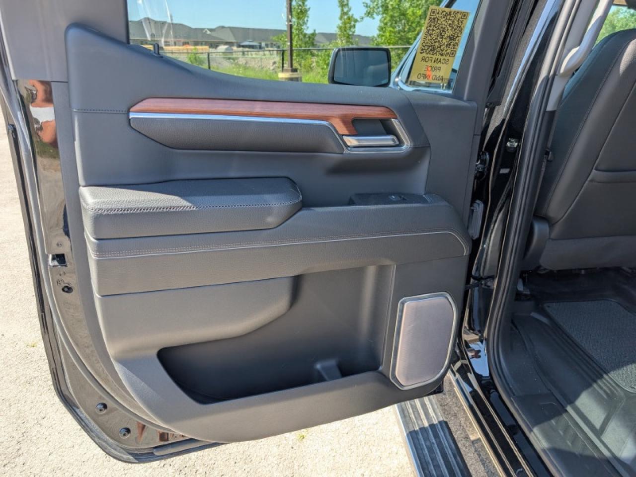 2023 GMC Sierra 1500 Denali Ultimate  **RESERVE PKG - $5,290 UPGRADE** Photo
