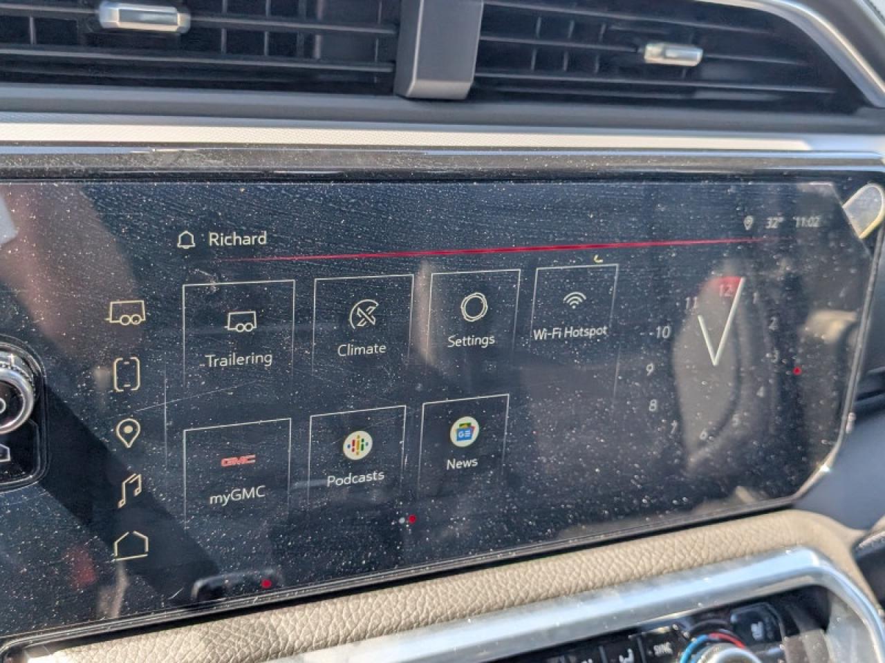 2023 GMC Sierra 1500 Denali Ultimate  **RESERVE PKG - $5,290 UPGRADE** Photo