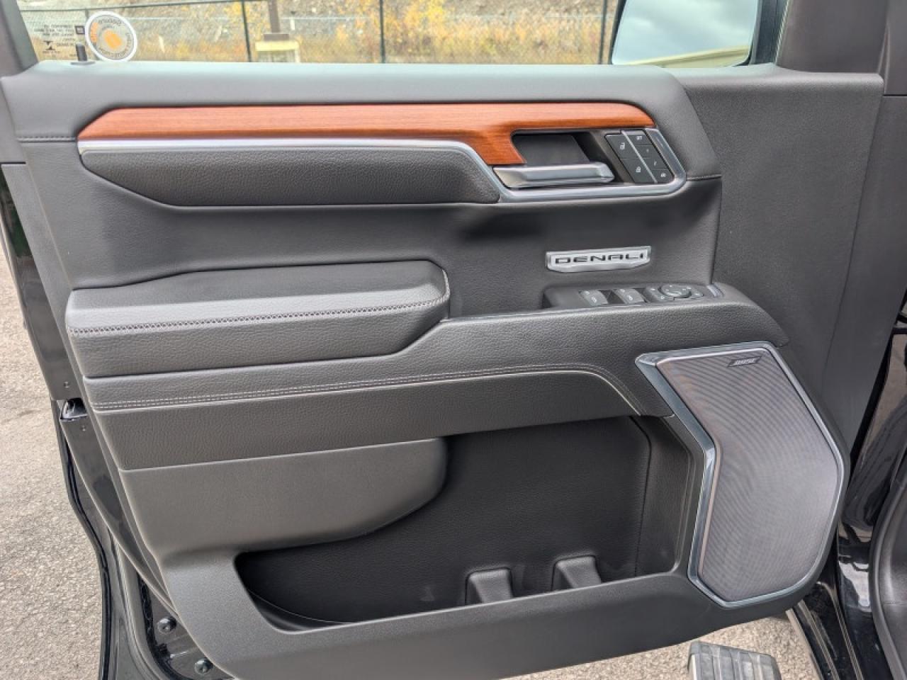 2023 GMC Sierra 1500 Denali Ultimate  **RESERVE PKG - $5,290 UPGRADE** Photo