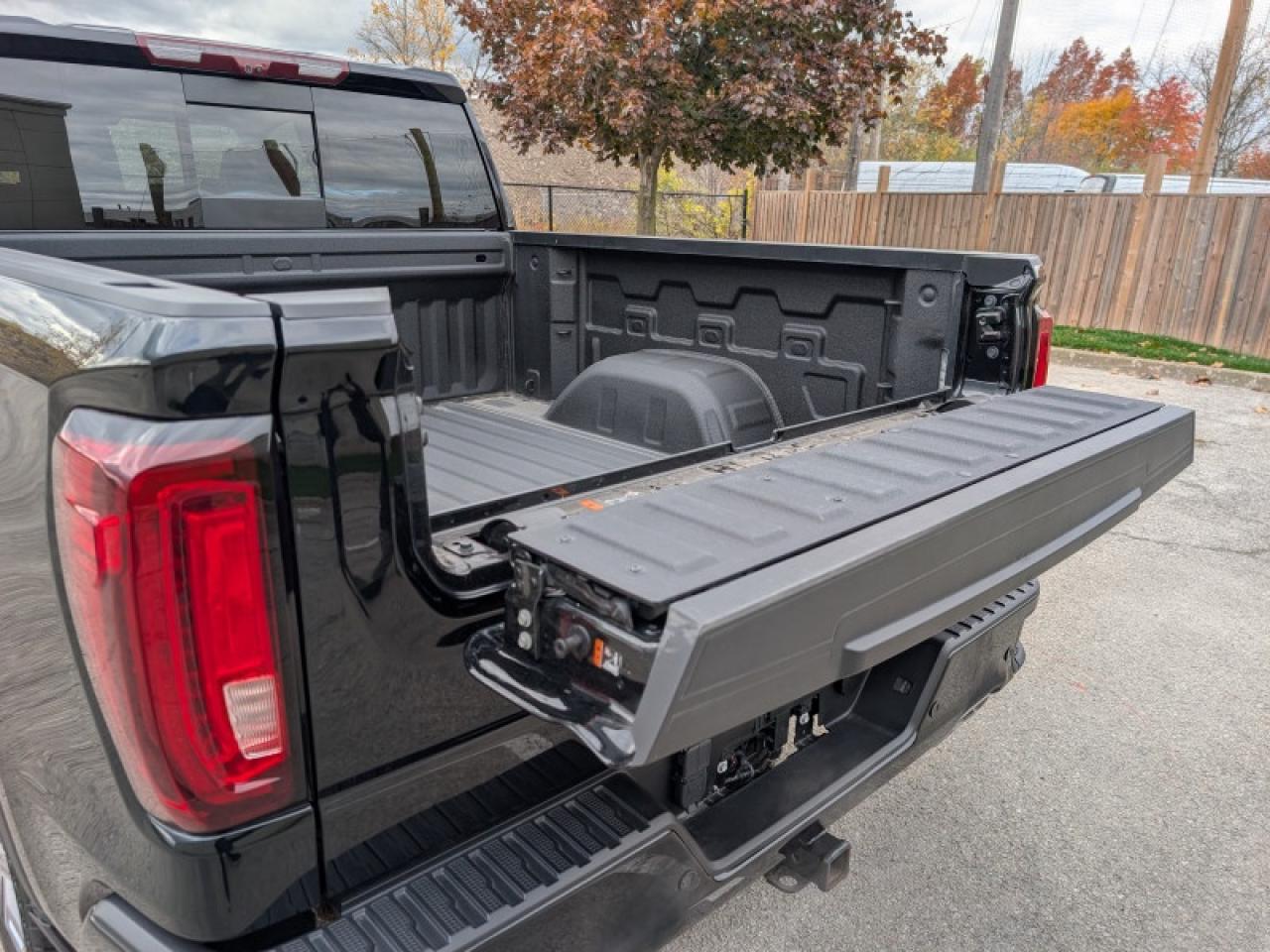 2023 GMC Sierra 1500 Denali Ultimate  **RESERVE PKG - $5,290 UPGRADE** Photo