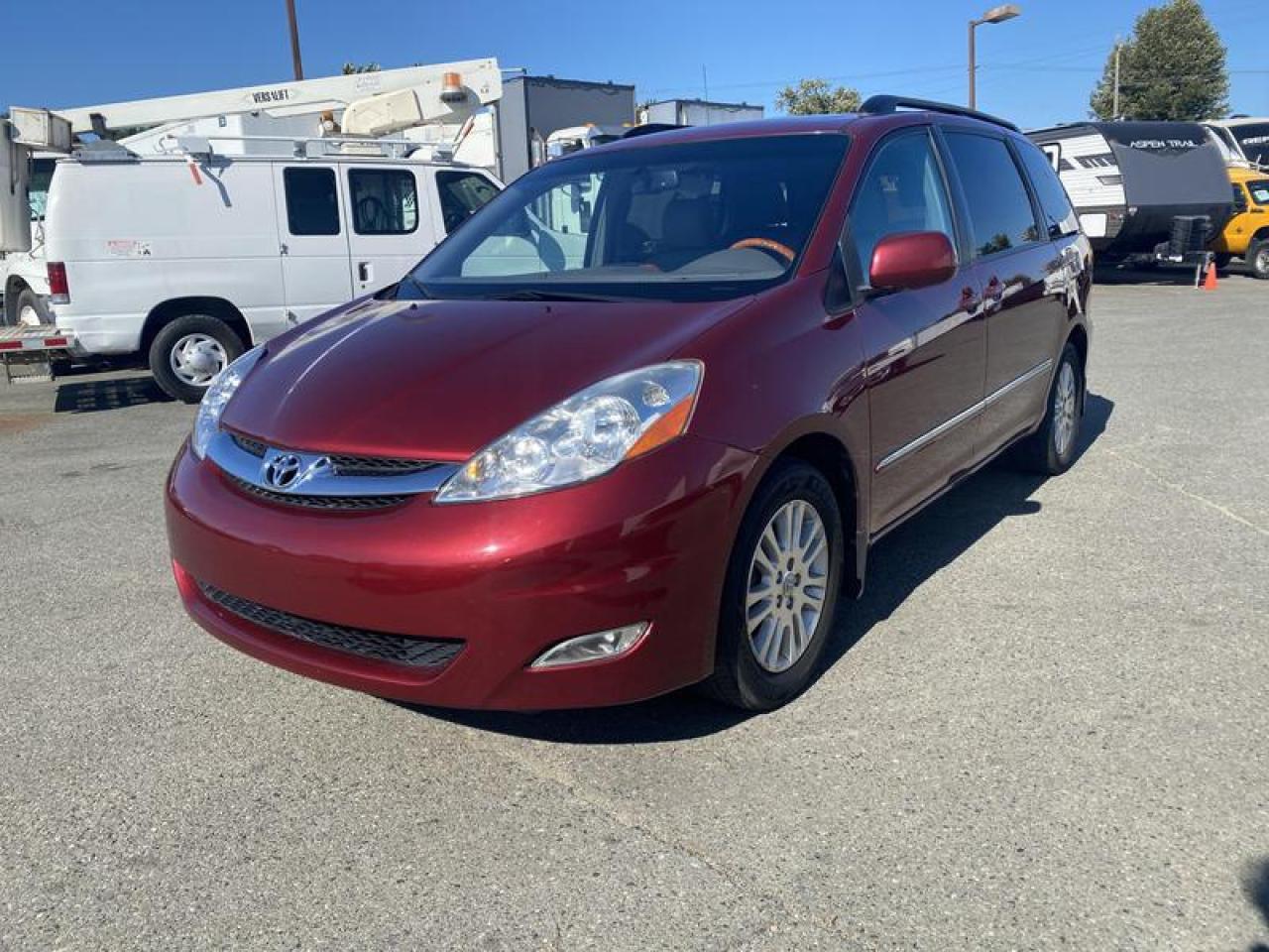 Used 2010 Toyota Sienna 7 Passenger Van  FWD for sale in Burnaby, BC