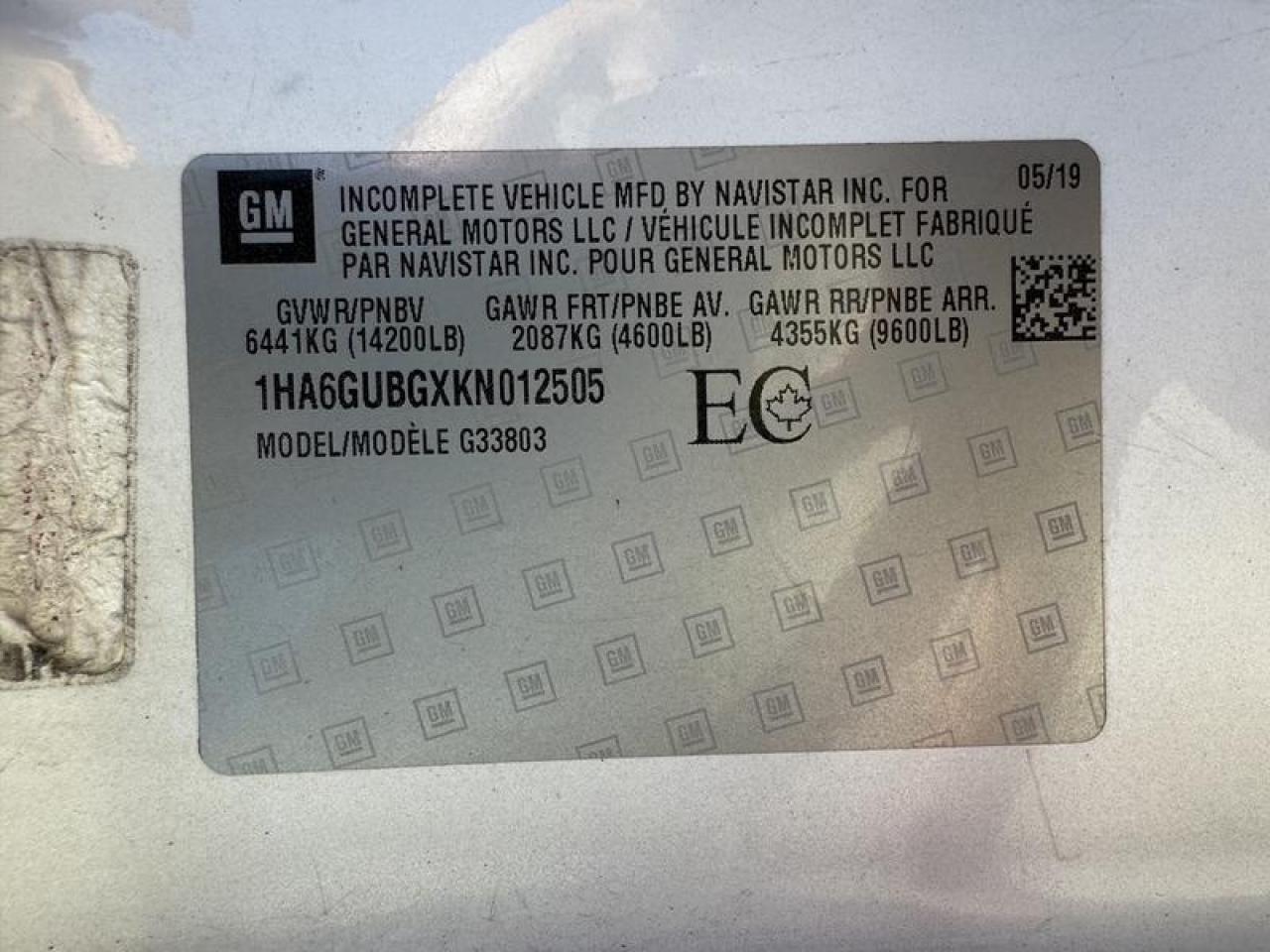 12757422