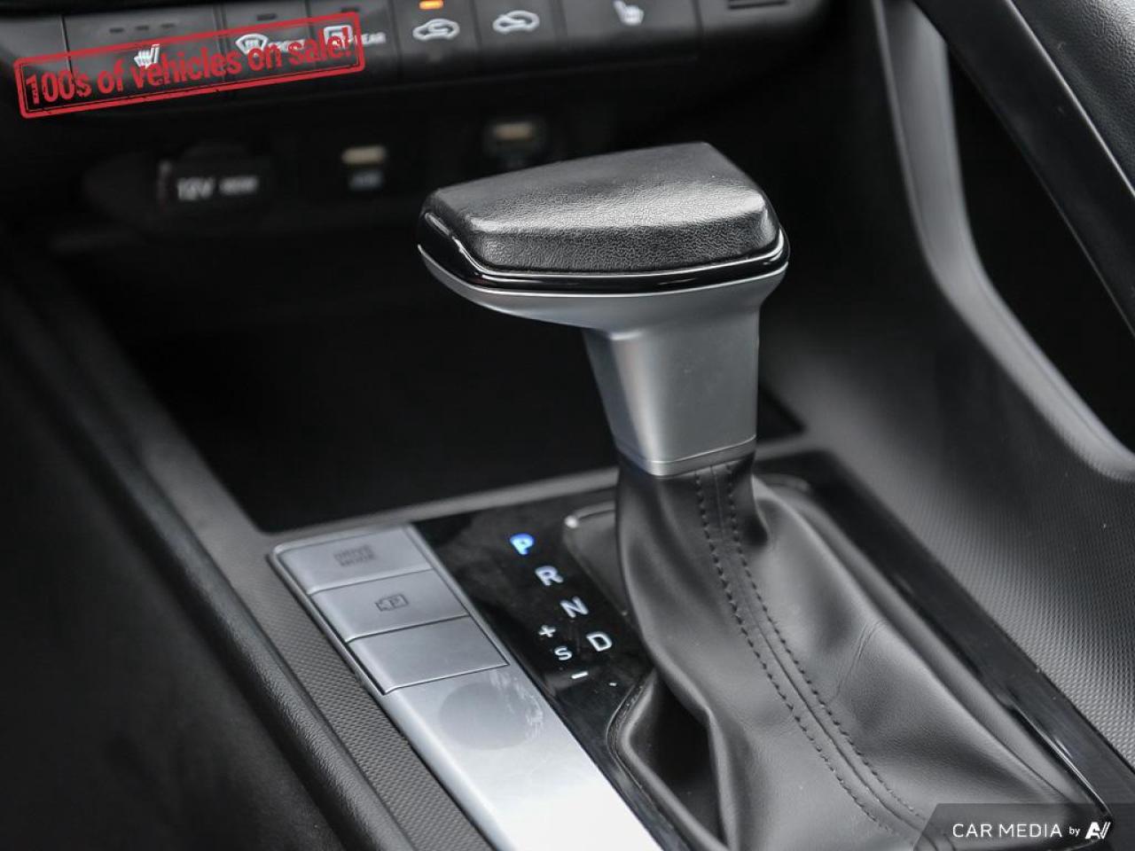 2022 Hyundai Elantra Preferred