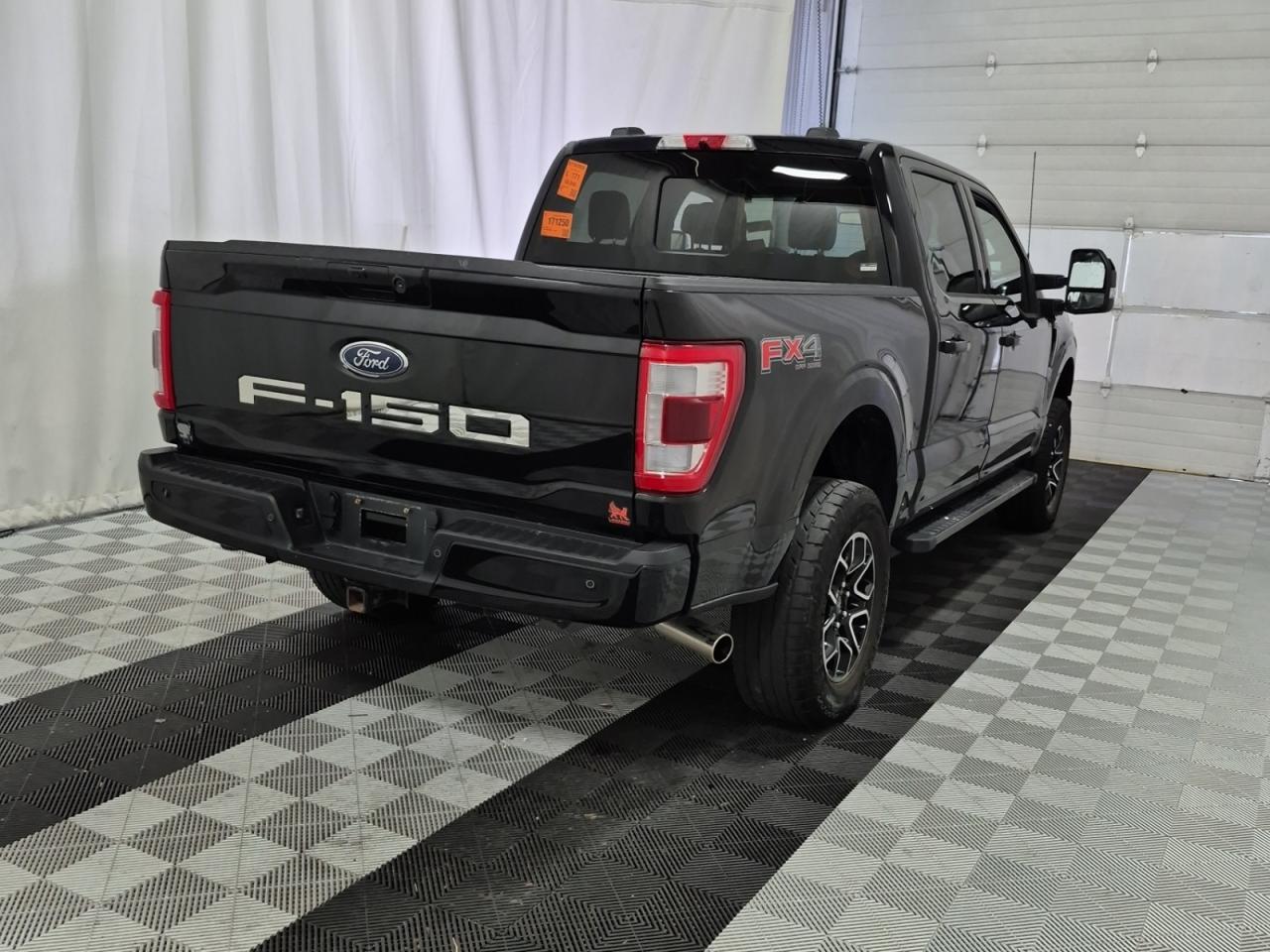 2022 Ford F-150 Lariat Photo