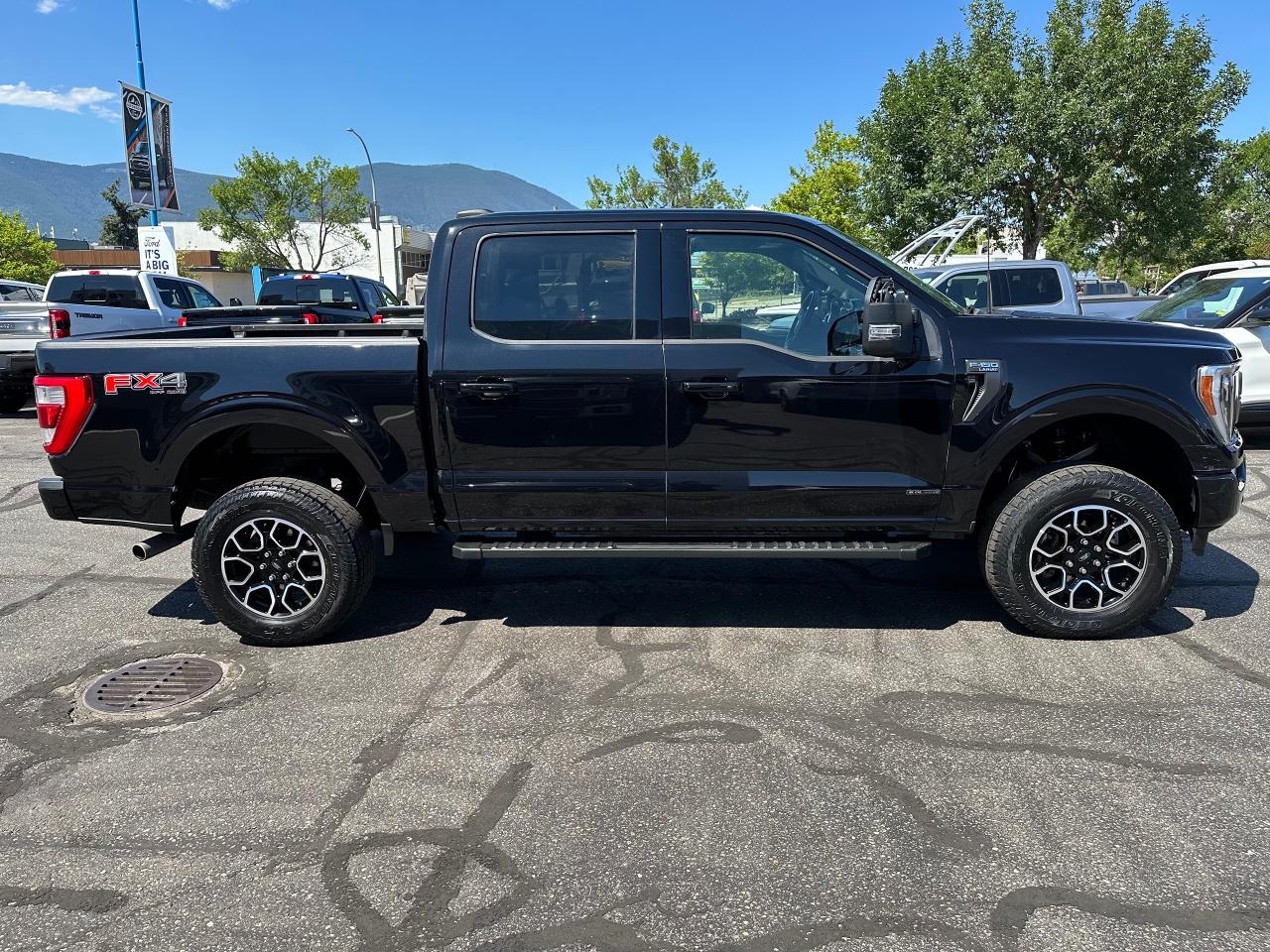 2022 Ford F-150 Lariat Photo