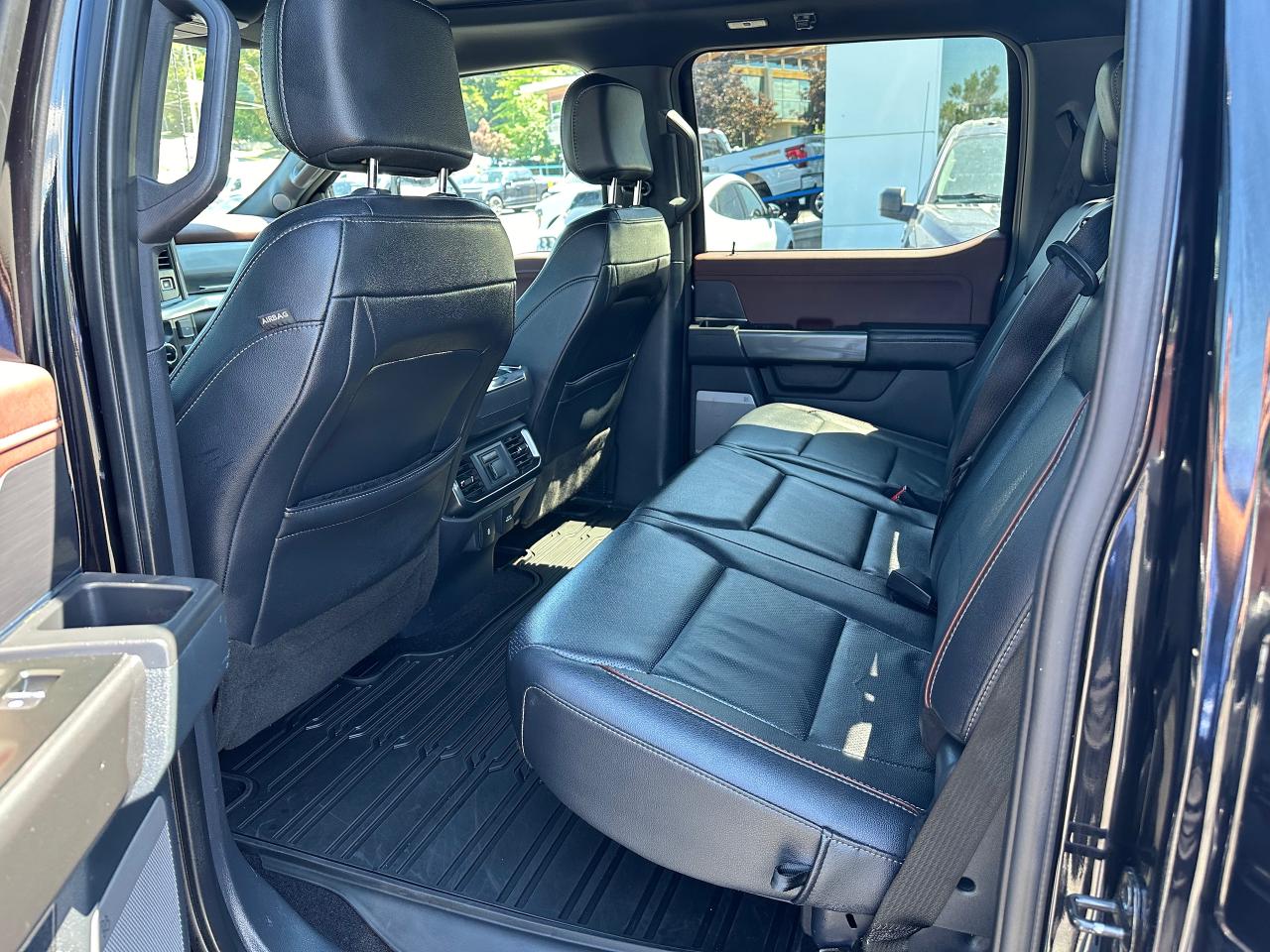 2022 Ford F-150 Lariat Photo5