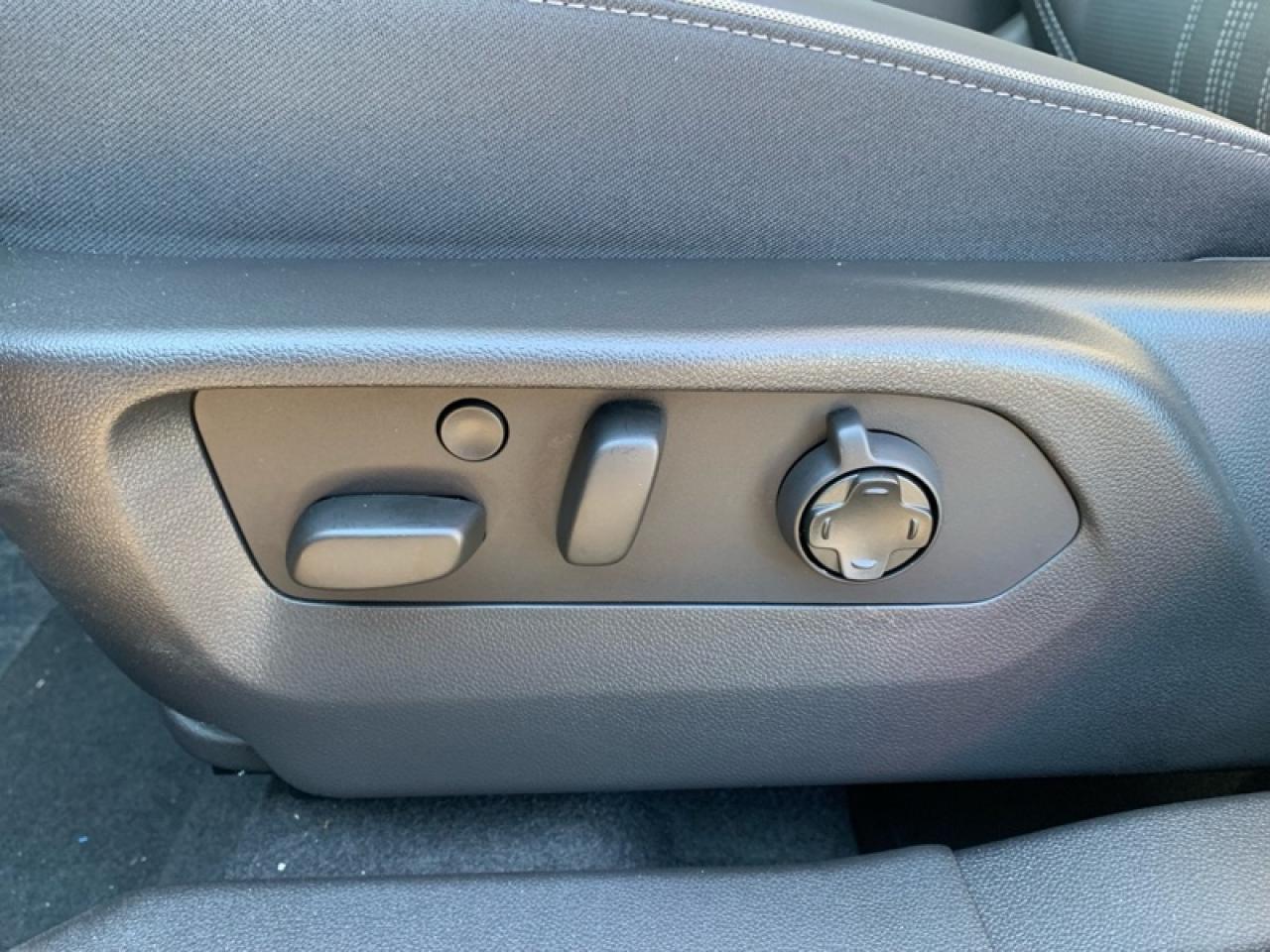 12757962