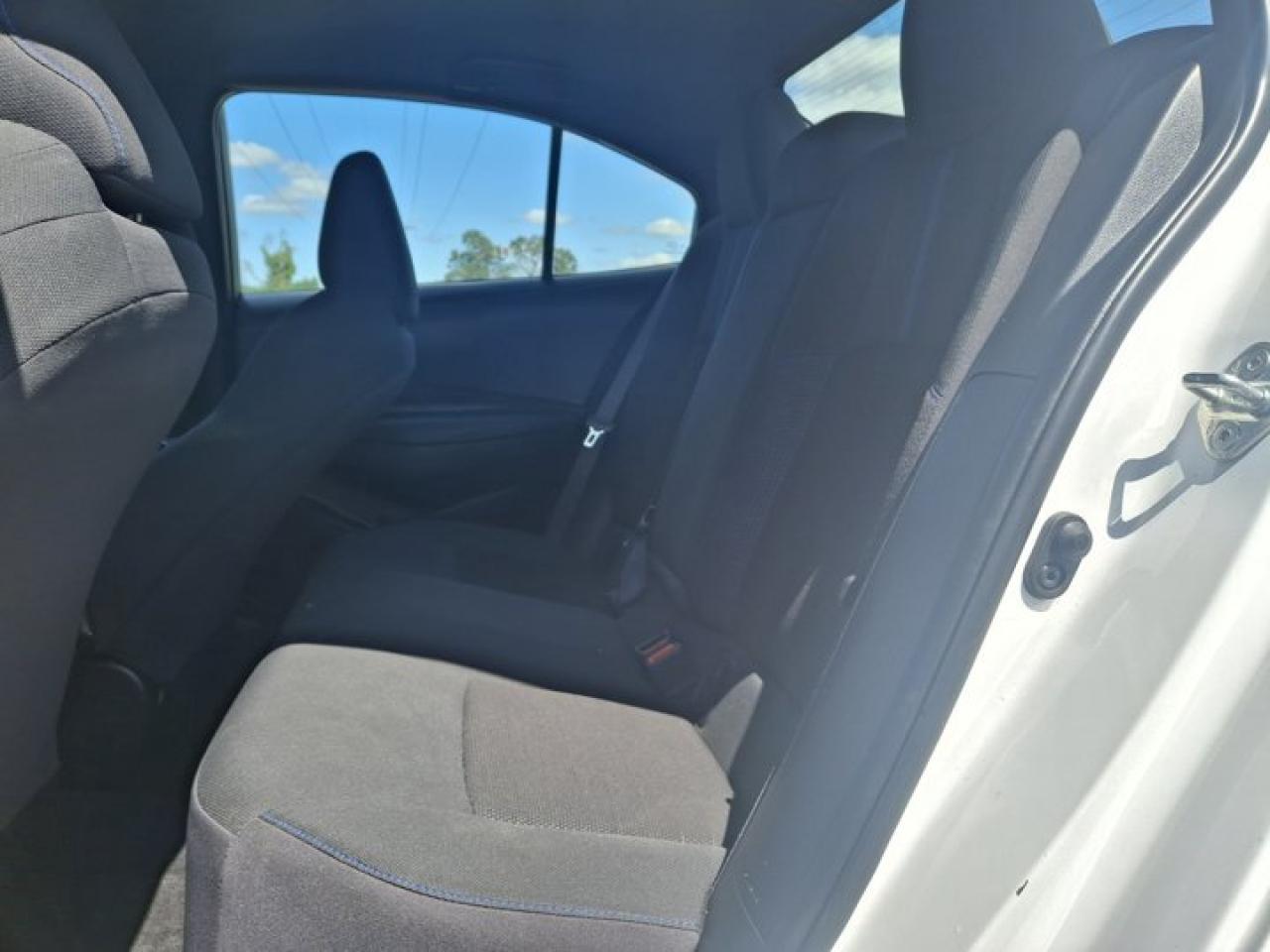 2022 Toyota Corolla SE | Adaptive Cruise | Heated Seats | Bluetooth | Rear Camera |Toyota Safety Sense | New Tires | Photo