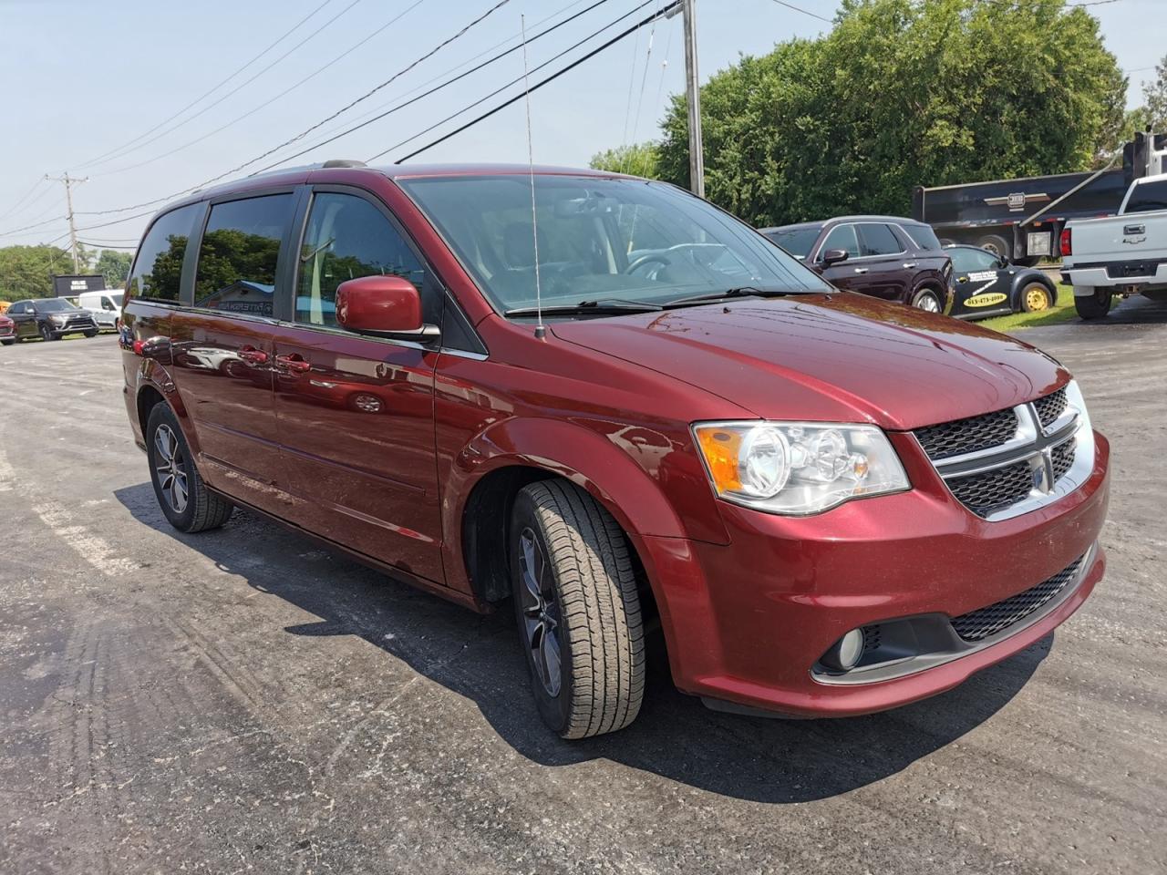 2017 Dodge Grand Caravan SE - Photo #7