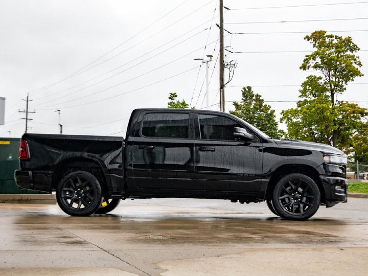 2025 RAM 1500 SPORT Photo