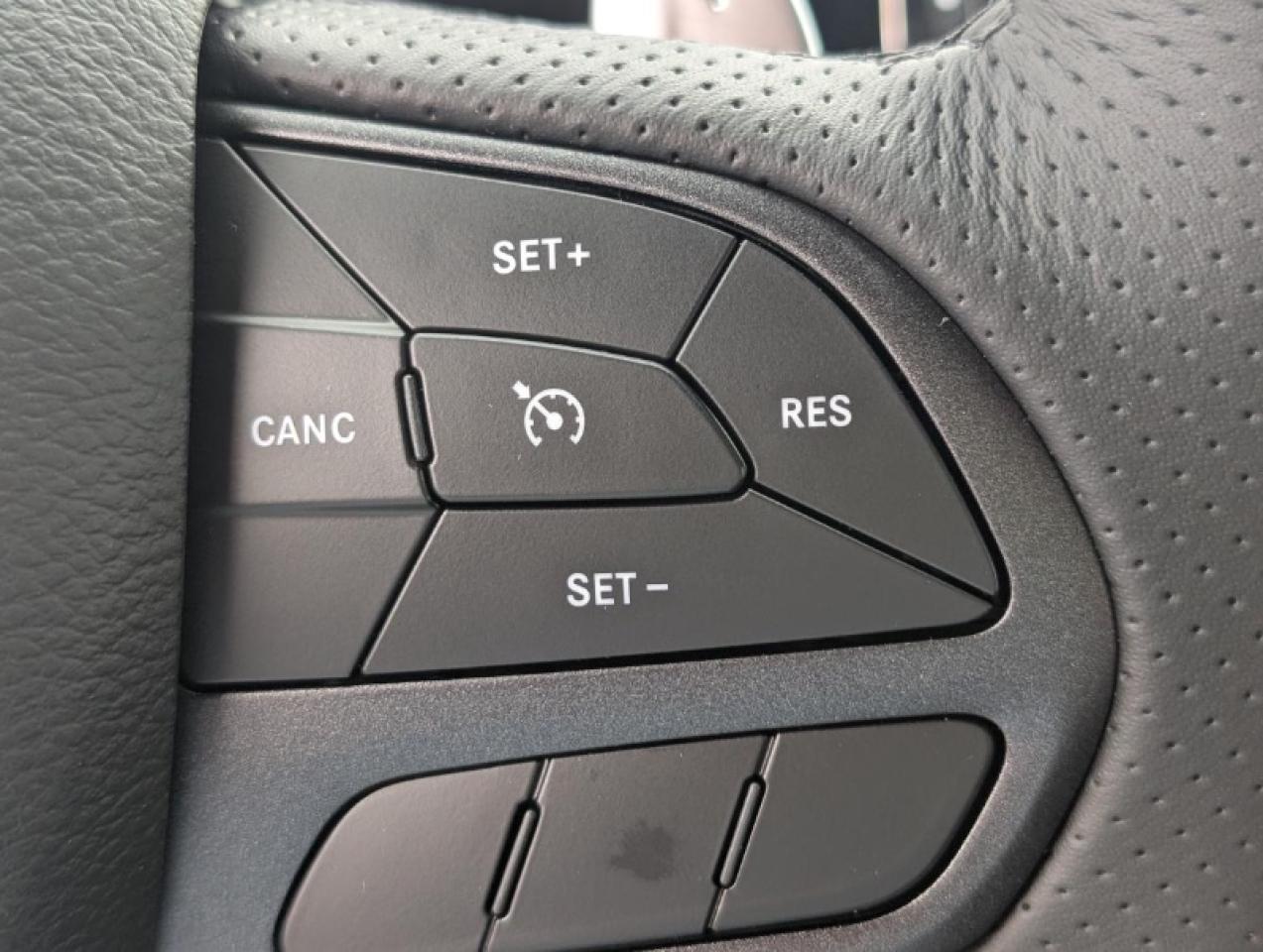 2025 Dodge Durango GT Photo