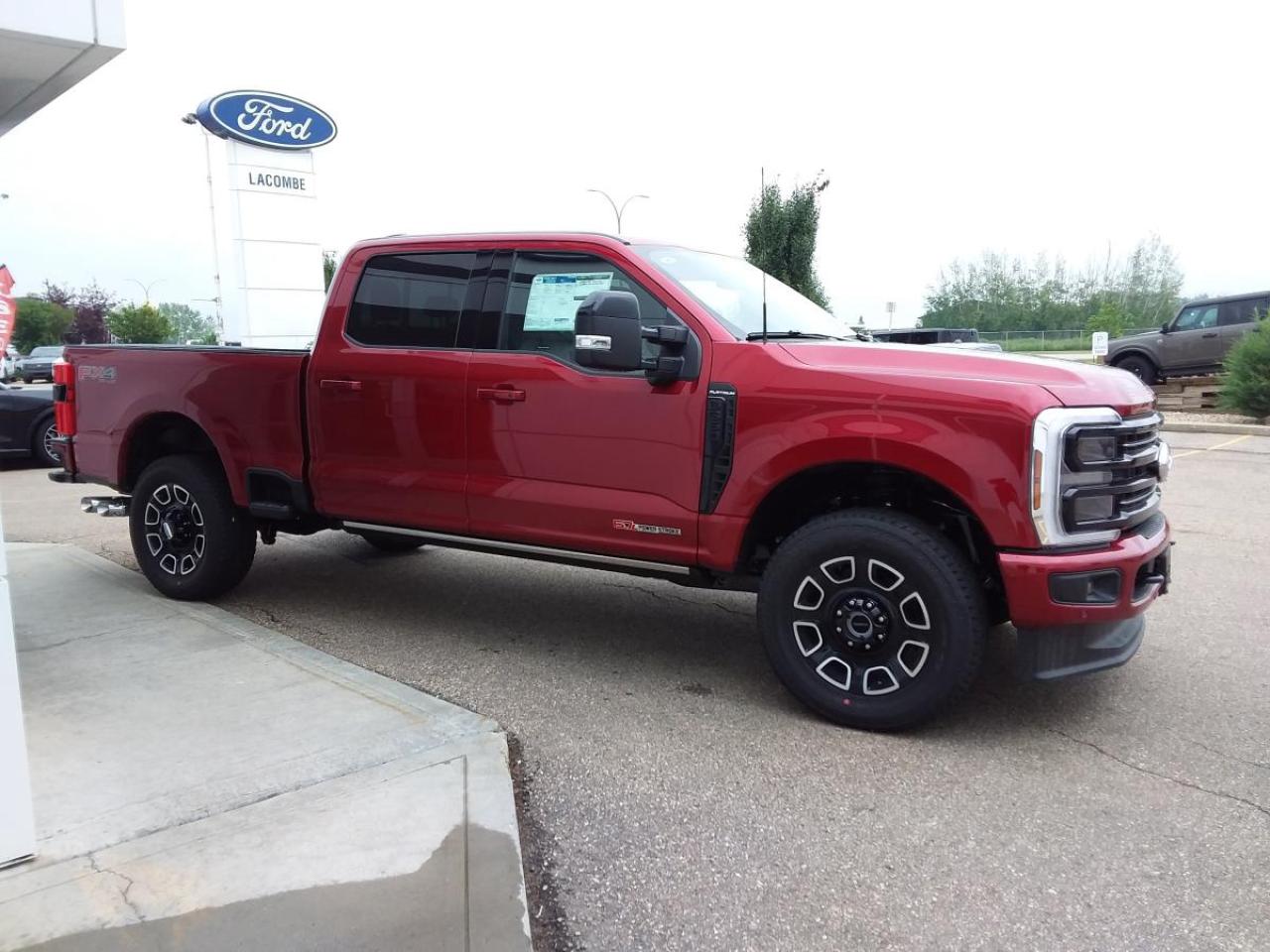 New 2025 Ford F-350 Super Duty SRW for sale in Lacombe, AB