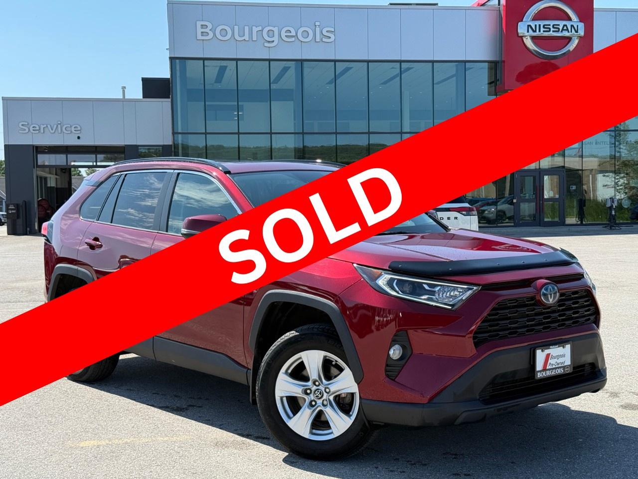 Used 2020 Toyota RAV4 HYBRID XLE AWD for sale in Midland, ON