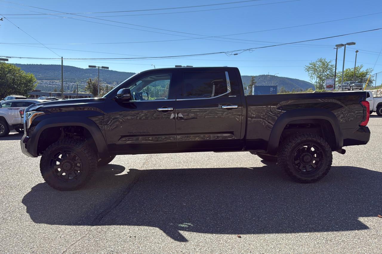 2023 Toyota Tundra Limited  Photo3