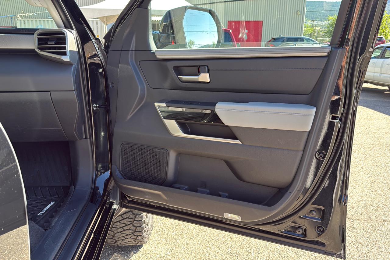 2023 Toyota Tundra Limited  Photo