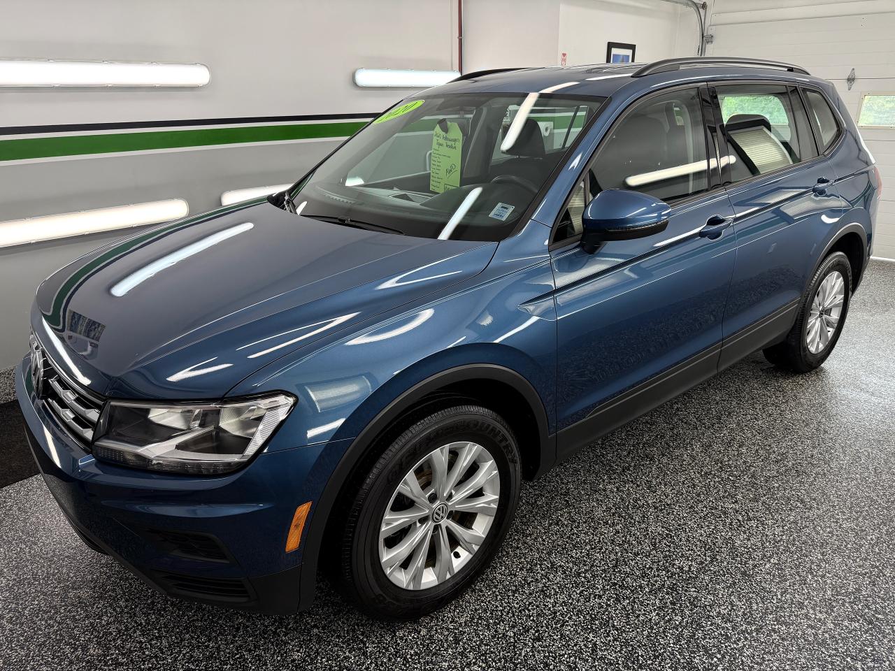 2020 Volkswagen Tiguan Trendline - Photo #3