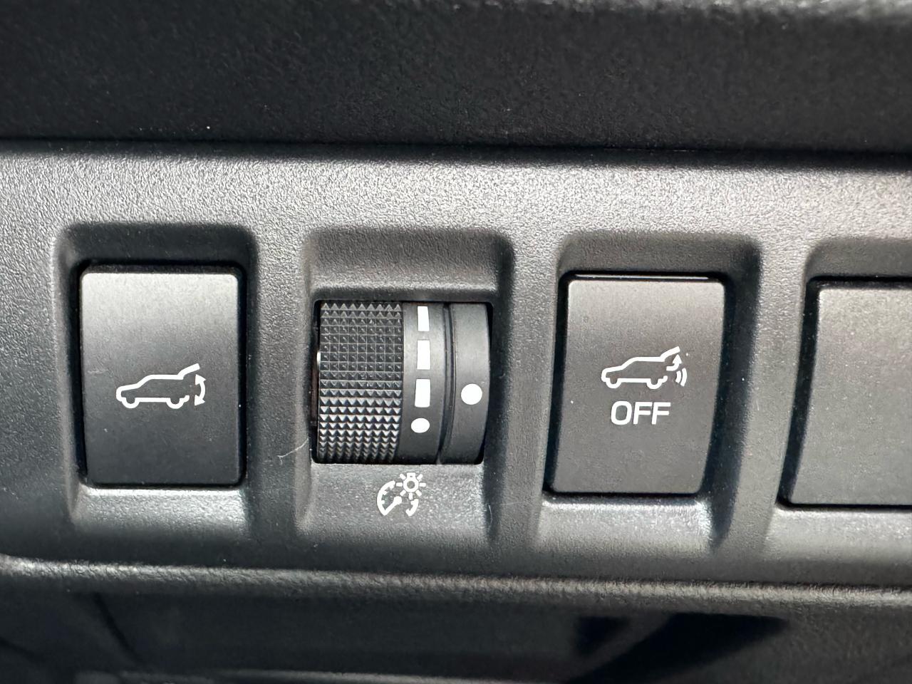 2025 Subaru Outback ONYX Photo
