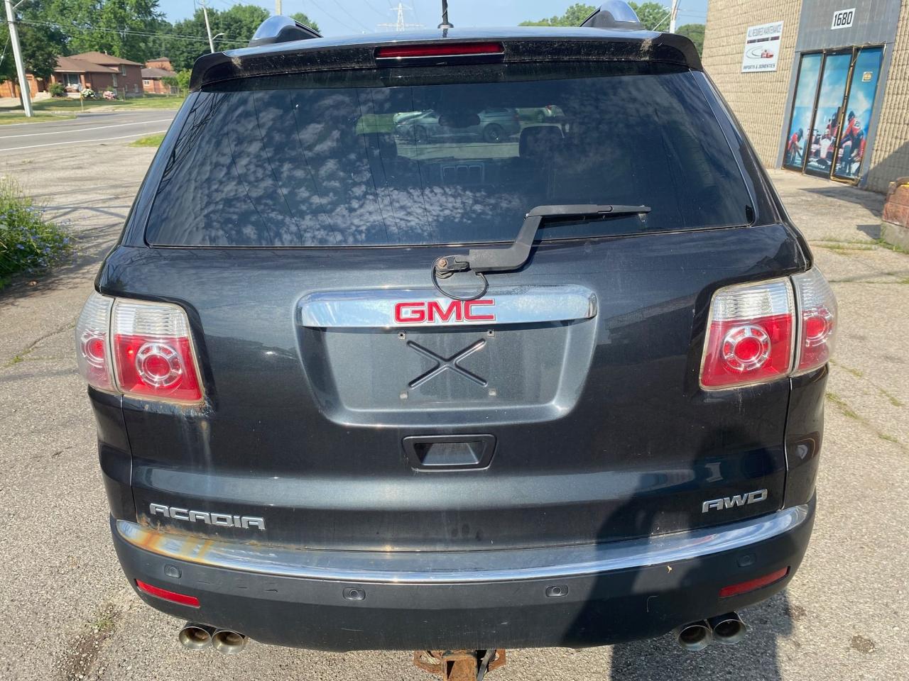 2007 GMC Acadia AWD 4dr SLT - Photo #9