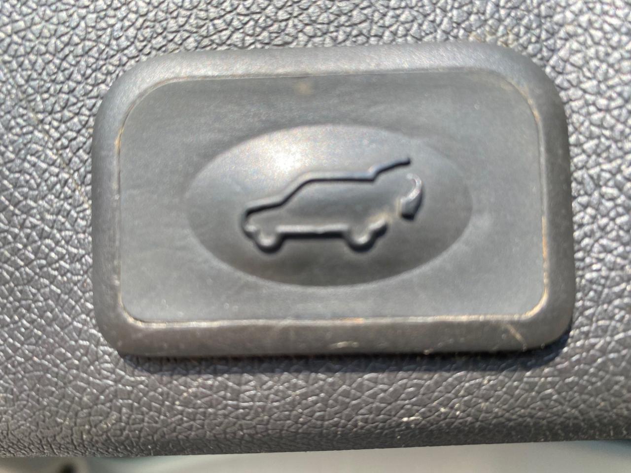 2007 GMC Acadia AWD 4dr SLT - Photo #14