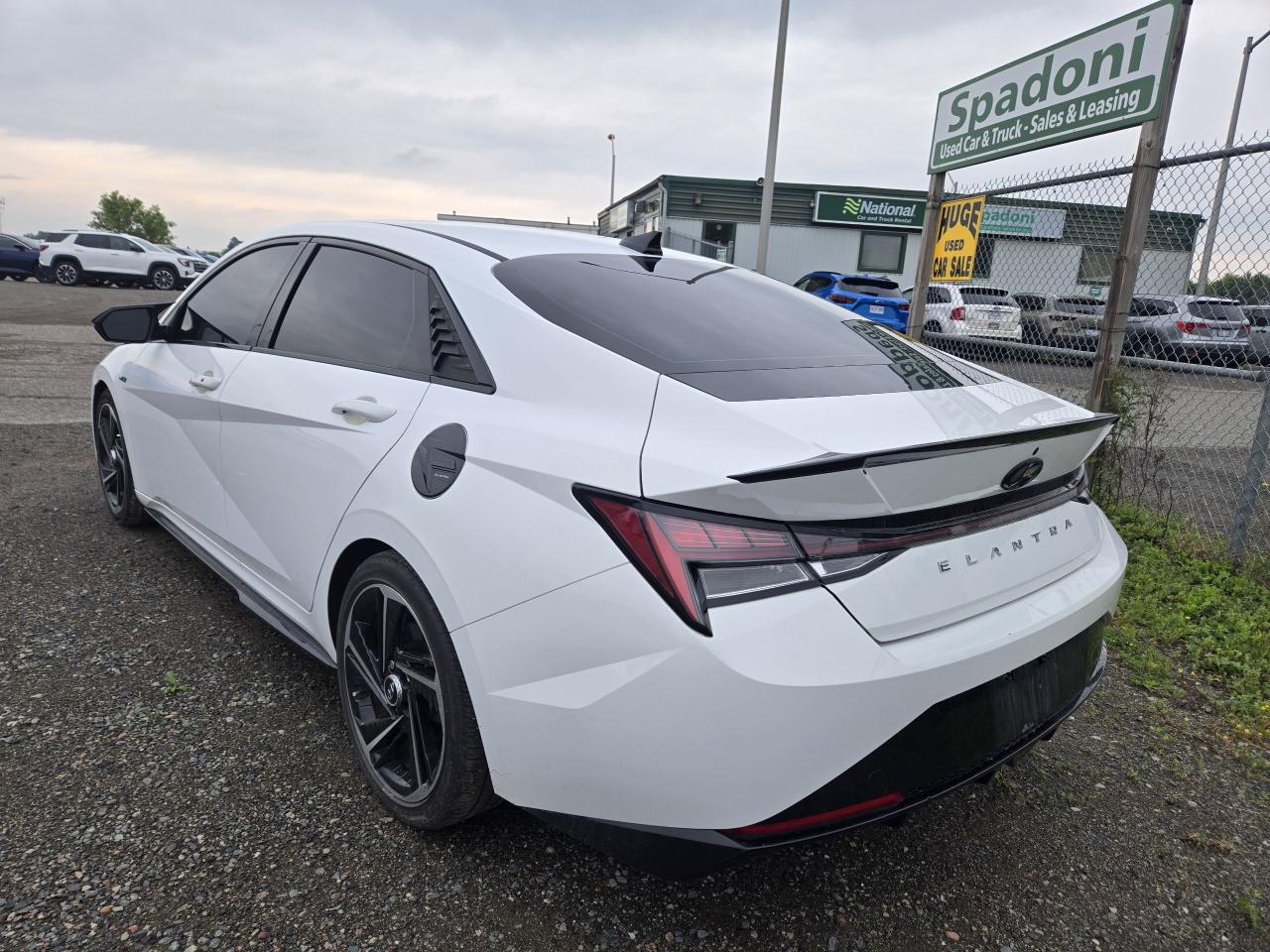 2023 Hyundai Elantra N LINE Photo4