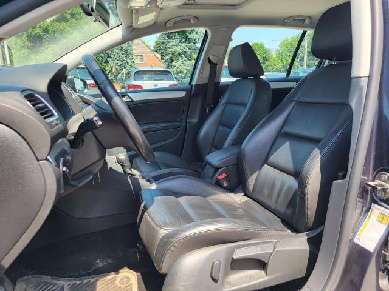 2012 Volkswagen Golf Highline Photo9