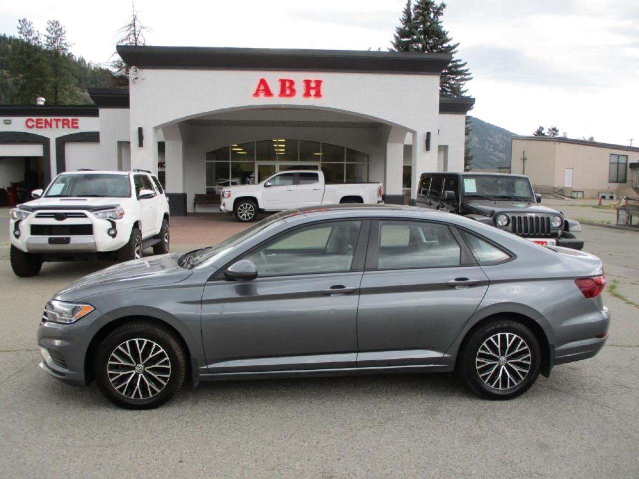 2020 Volkswagen Jetta HIGHLINE LEATHER Photo2