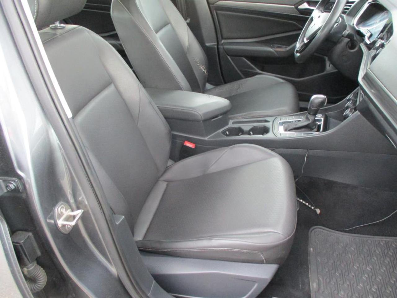 2020 Volkswagen Jetta HIGHLINE LEATHER Photo12