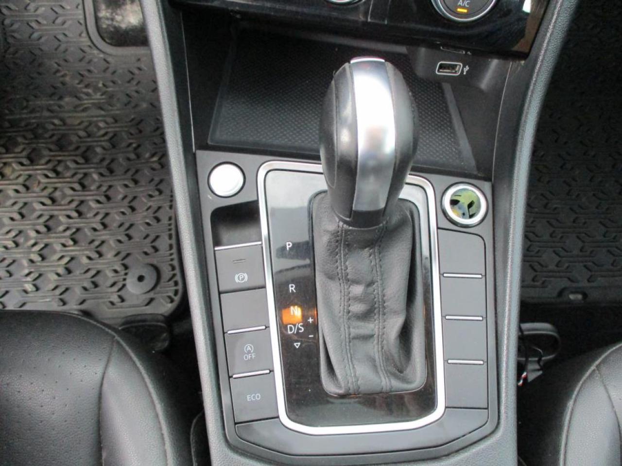 2020 Volkswagen Jetta HIGHLINE LEATHER Photo20