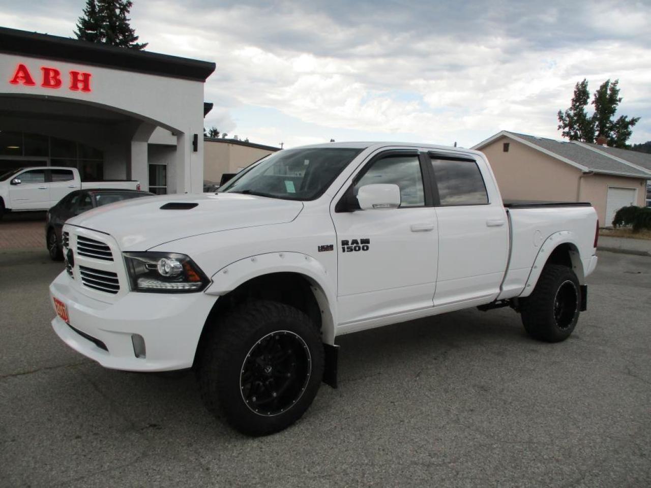 2017 RAM 1500 SPORT CREW CAB 4X4