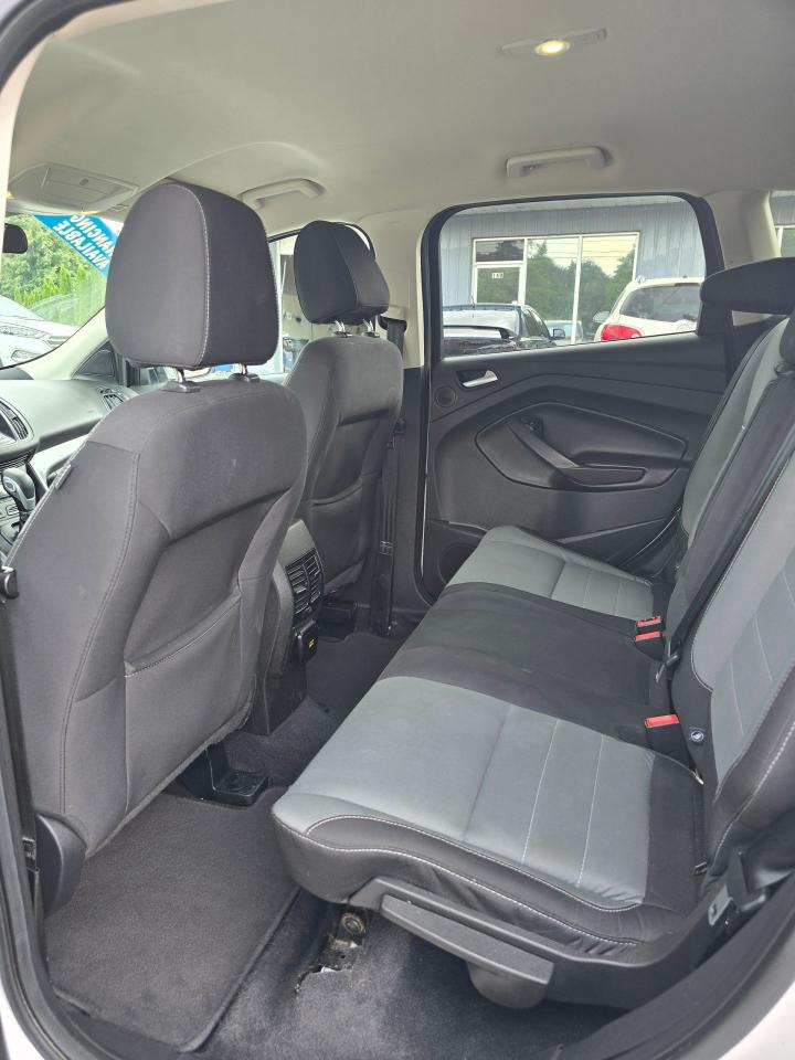 2015 Ford Escape 4WD 4dr SE - Photo #14