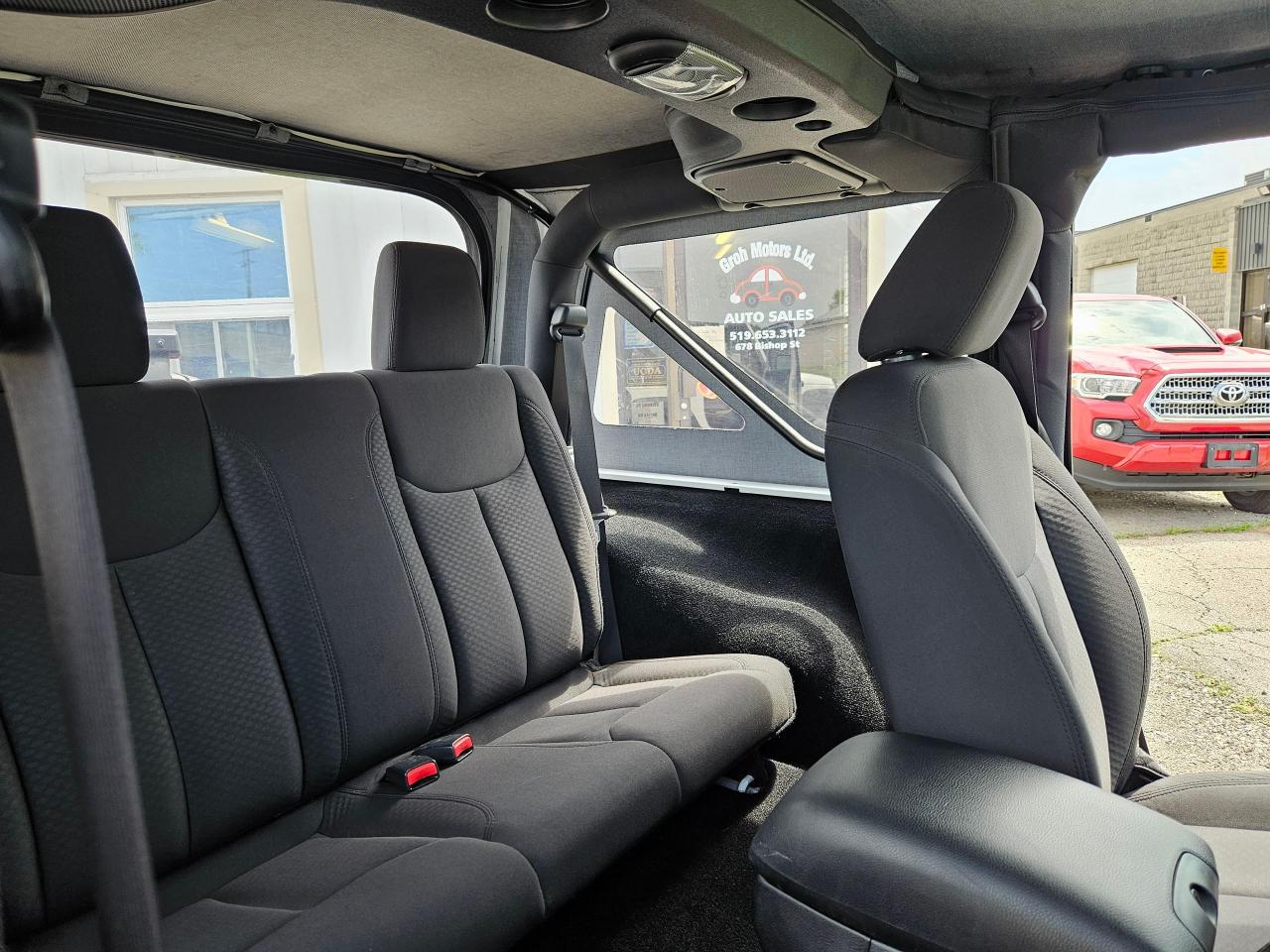 2016 Jeep Wrangler SPORT - Photo #11