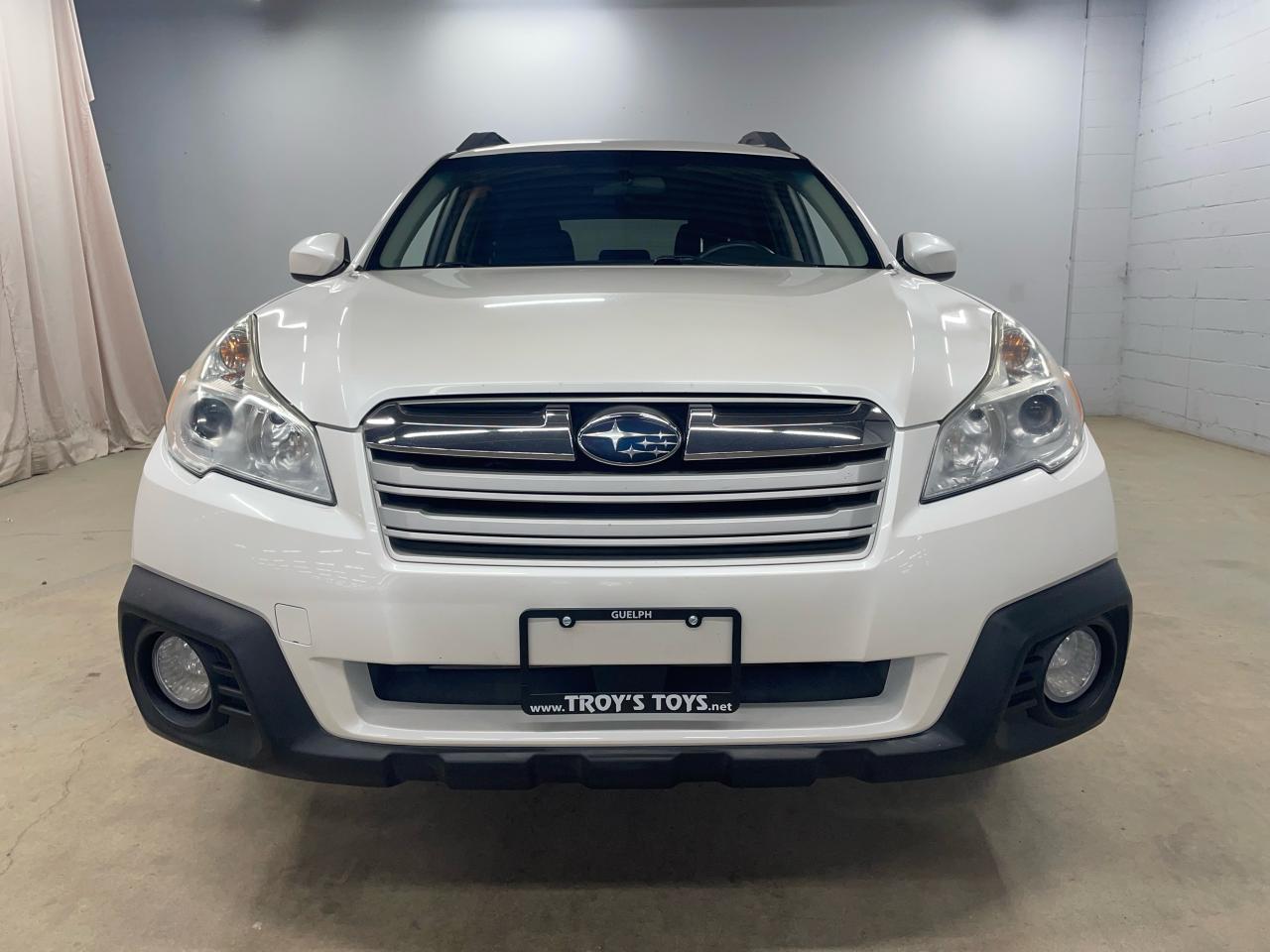 2014 Subaru Outback 4dr Wgn H4 Auto 2.5i Premium Photo22