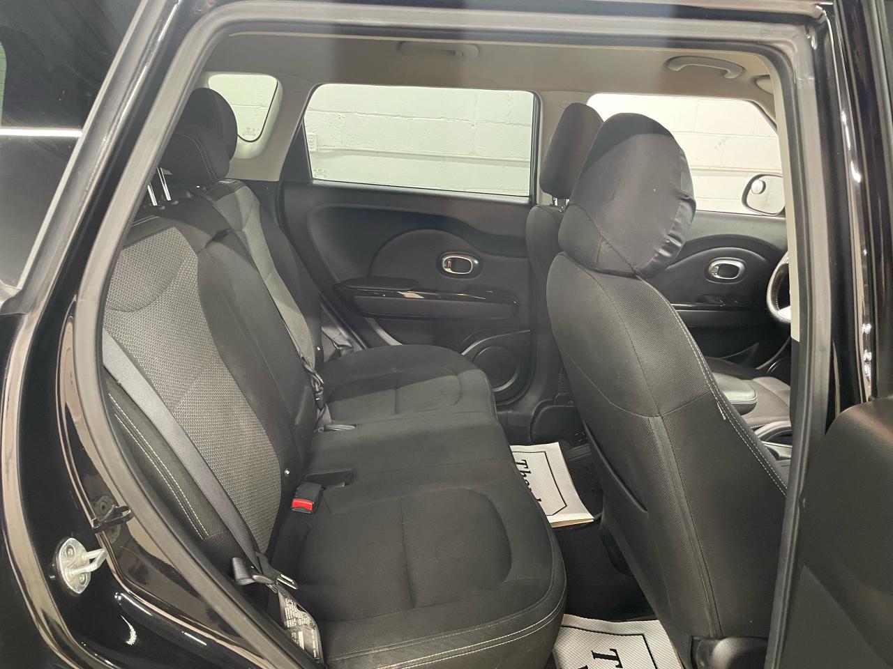 2017 Kia Soul EX Photo10