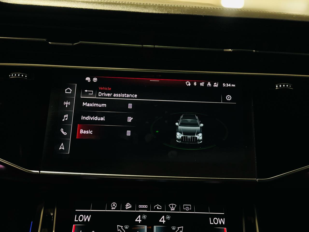 2021 Audi Q8 TECHNIK - Photo #19