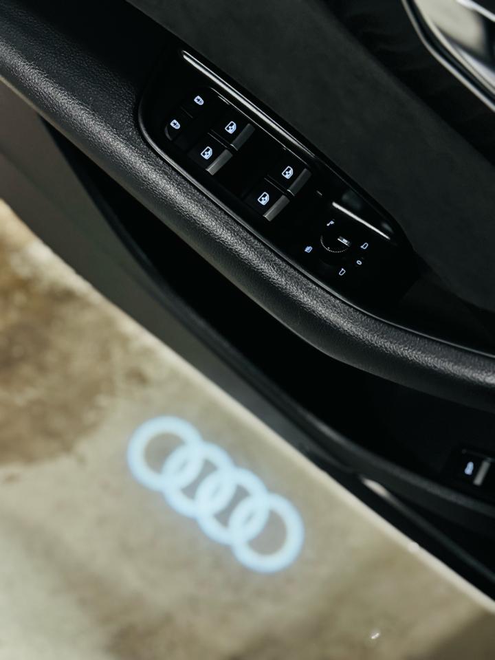 2021 Audi Q8 TECHNIK - Photo #9