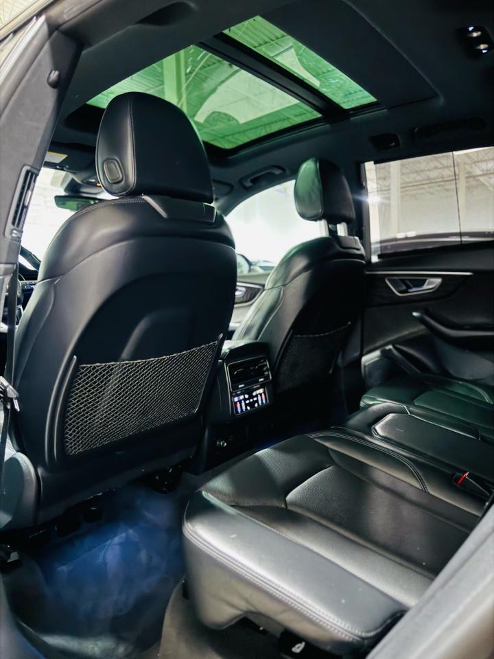 2021 Audi Q8 TECHNIK - Photo #21