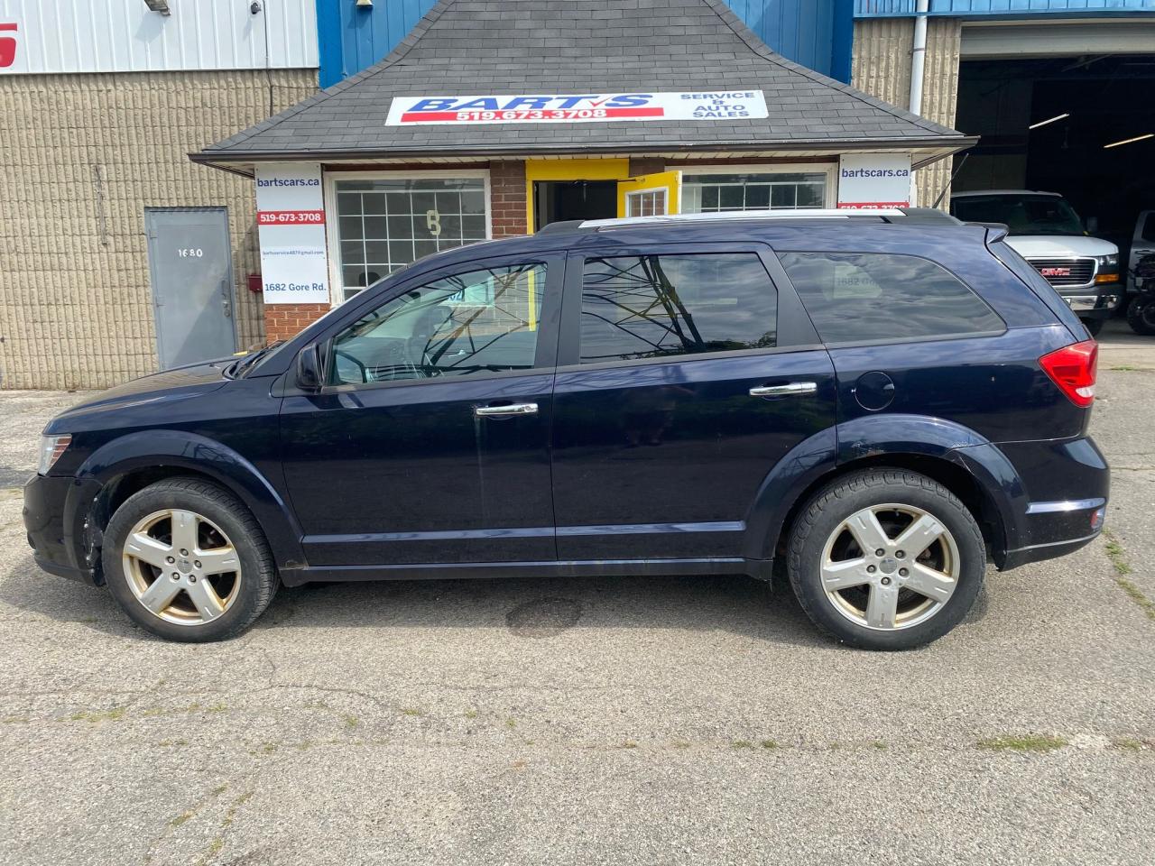 2011 Dodge Journey AWD 4dr R/T - Photo #17