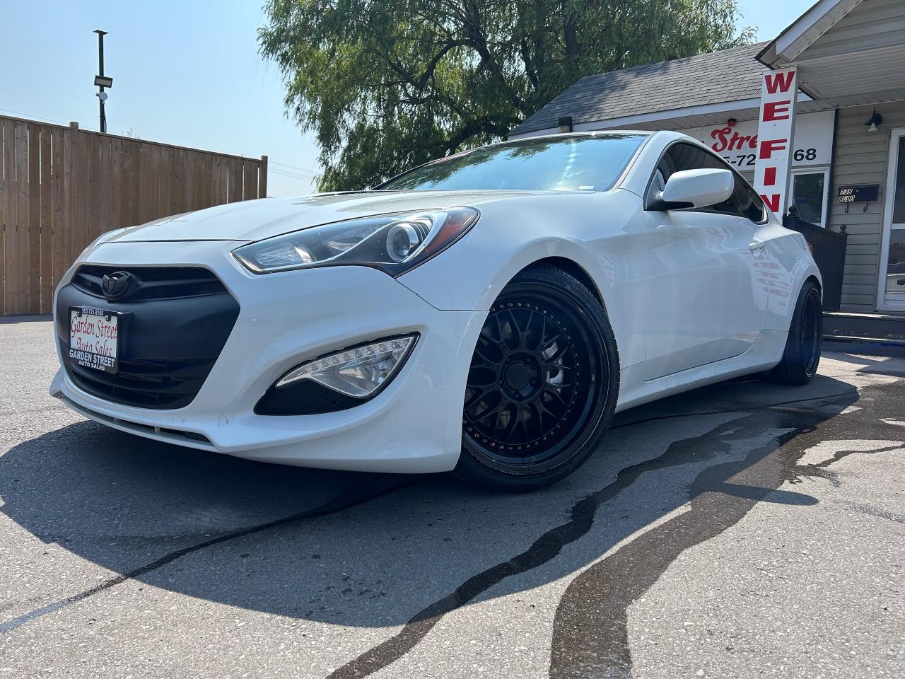 Used 2013 Hyundai Genesis Coupe  for sale in Oshawa, ON